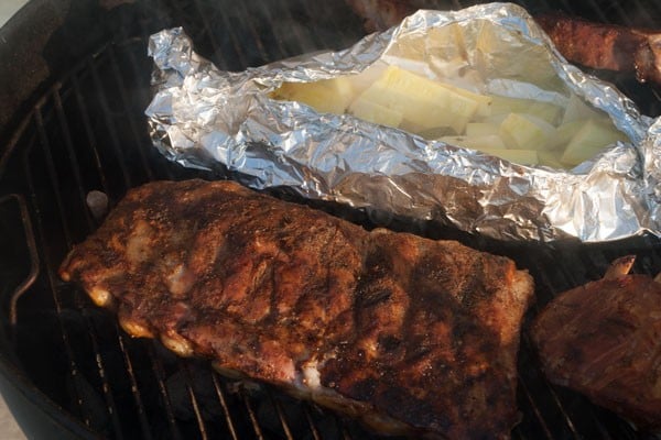 Perfectly Grilled Pork Ribs