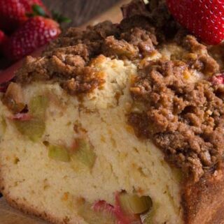easy rhubarb cake recipe. This Apple Rhubarb Cake is so easy to make and absolutely delicious. You'll be really happy with the end result! This is a great way to use up rhubarb.