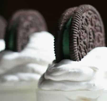 Mint Cheesecake Cups from All She Cooks is an easy recipe that takes only 5 to 10 minutes to prepare. Enjoy these Mint Cheesecake Cups as an after dinner dessert or afternoon snack.