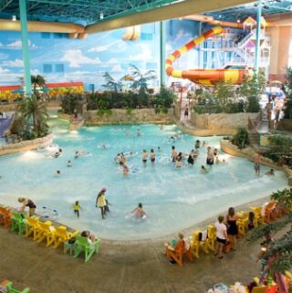 KeyLime-Cove---Lost-Paradise-Indoor-Waterpark