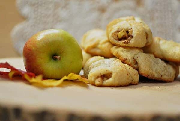 Mini Apple Pie Bites