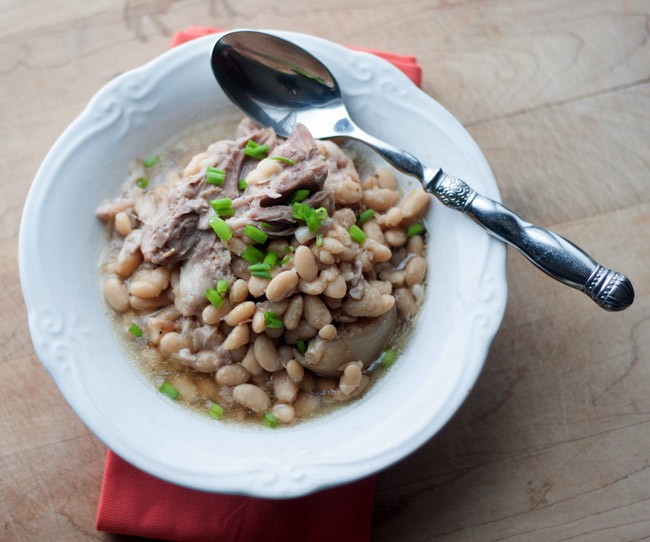 crockpot ham and beans. White Beans and Ham Recipe. White Beans and Ham is a simple budget meal that feeds a crowd and tastes great. This is one of those slow cooker recipes you can make ahead of time and have ready for a crowd. Stress free meal that feeds a lot of people. 