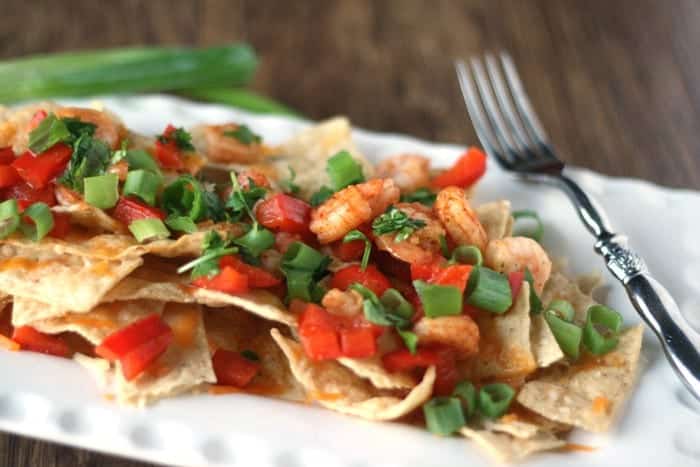 cheddar-shrimp nachos