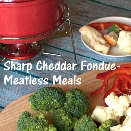 Sharp Cheddar Cheese Fondue