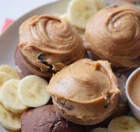 Here's an easy breakfast recipe. Peanut chocolate Pancake Poppers are a fun and easy breakfast recipe. Add this new pancake recipe to your breakfast meal plan.
