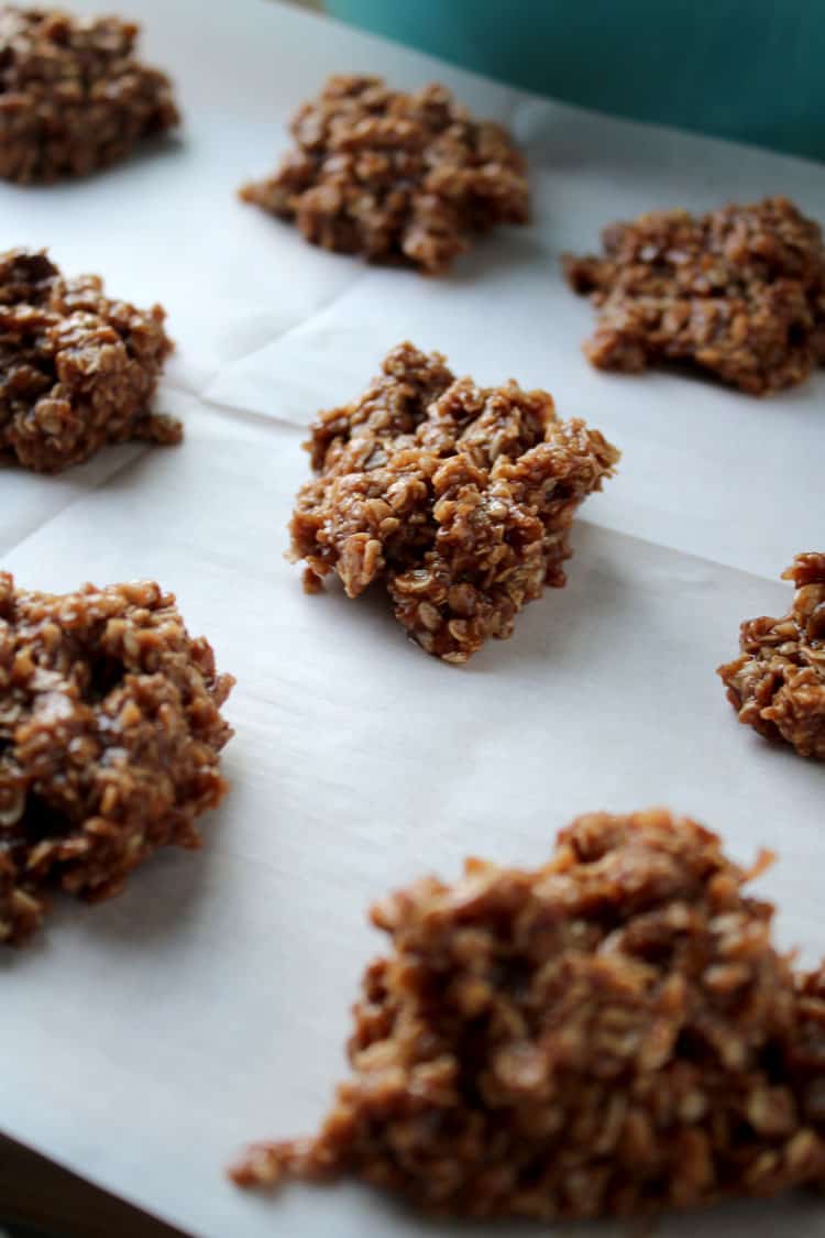 no bake chocolate oatmeal cookies dropped by spoonfuls onto wax paper