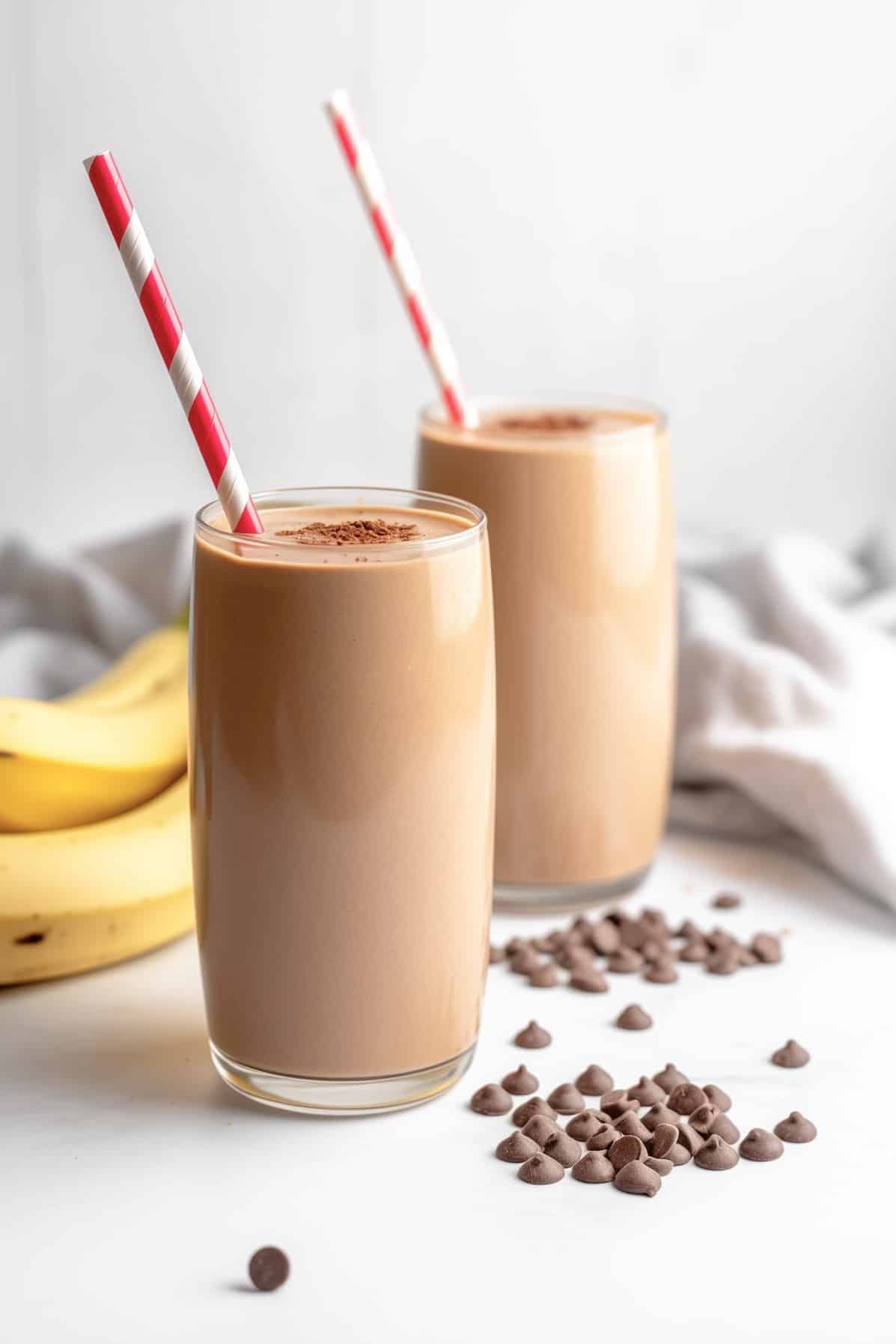 chocolate peanut butter banana smoothie
