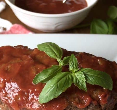 Easy weeknight meal. Meatloaf con Salsa lets you make dinner ahead of time if you'd like and have a home-cooked meal on those busy school nights.