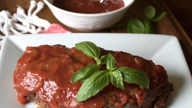 Permalink to: Meatloaf con Salsa Recipe Easy weeknight meal. Meatloaf con Salsa lets you make dinner ahead of time if you'd like and have a home-cooked meal on those busy school nights.