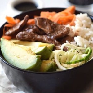 Asian Rice Bowl is a great lunch or dinner recipe. Rice, beef and vegetables make an easy and healthy meal.