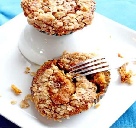 Pumpkin Streusel Muffins with Cream Cheese | Your go-to recipes with oatmel for the fall season.