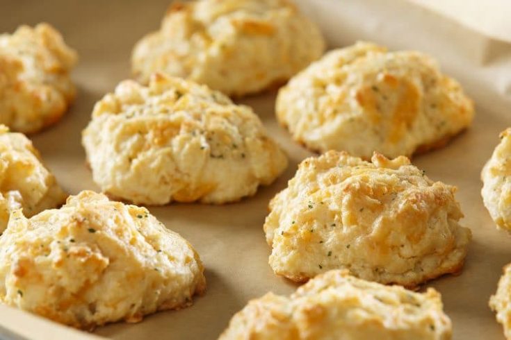 Copycat Red Lobster Cheddar Biscuits