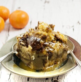 An easy and delicious bread pudding recipe for your crockpot, full of eggs, cream, cinnamon, panettone , and brandy. Don't forget the brandy!