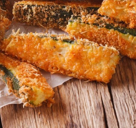 How to make Baked Zucchini Sticks for a healthier zucchini sticks option. Tasty appetizer served with marinara.