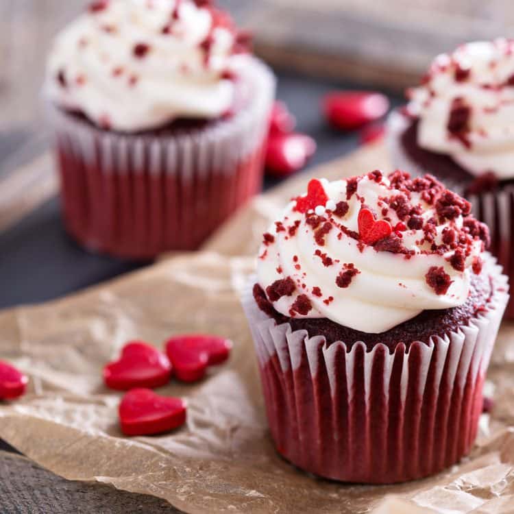 Red velvet valentines day cupcakes