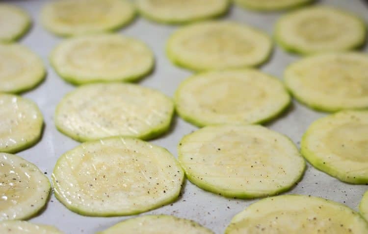dehydrate zucchini in oven or in dehydrator