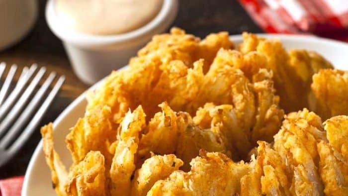 Copycat Outback Steakhouse Bloomin’ Onion