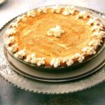 whole-pie-on-tray-feature