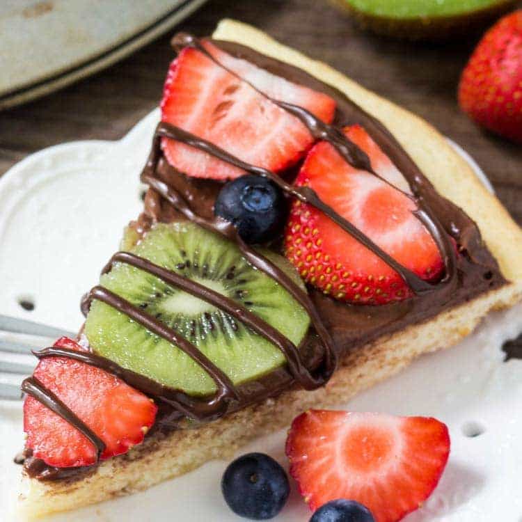 how to make fruit strawberry pizza