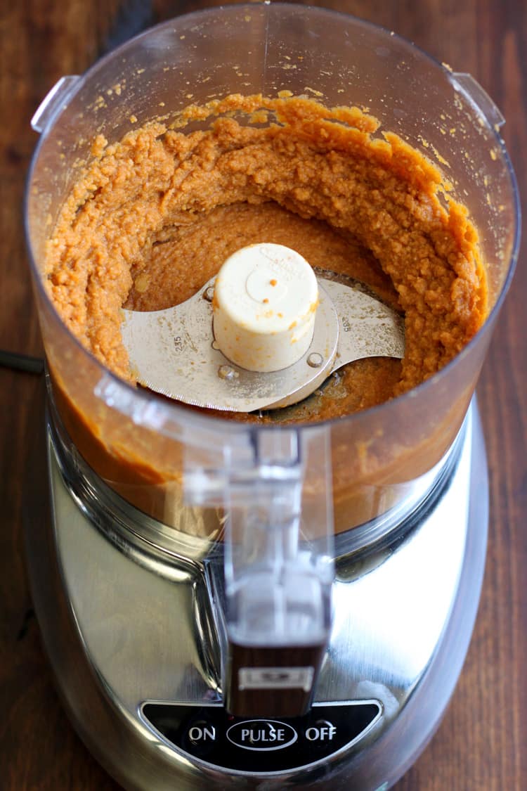 pumpkin hummus after being blended