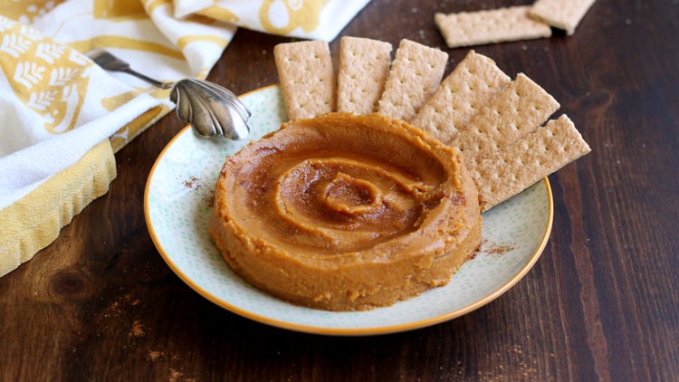 This dessert pumpkin hummus is a good for you treat that is packed with vitamins from the pumpkin, protein from the chickpeas and includes no refined sugar.