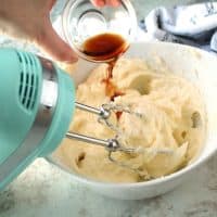 Easy Cream Cheese Frosting