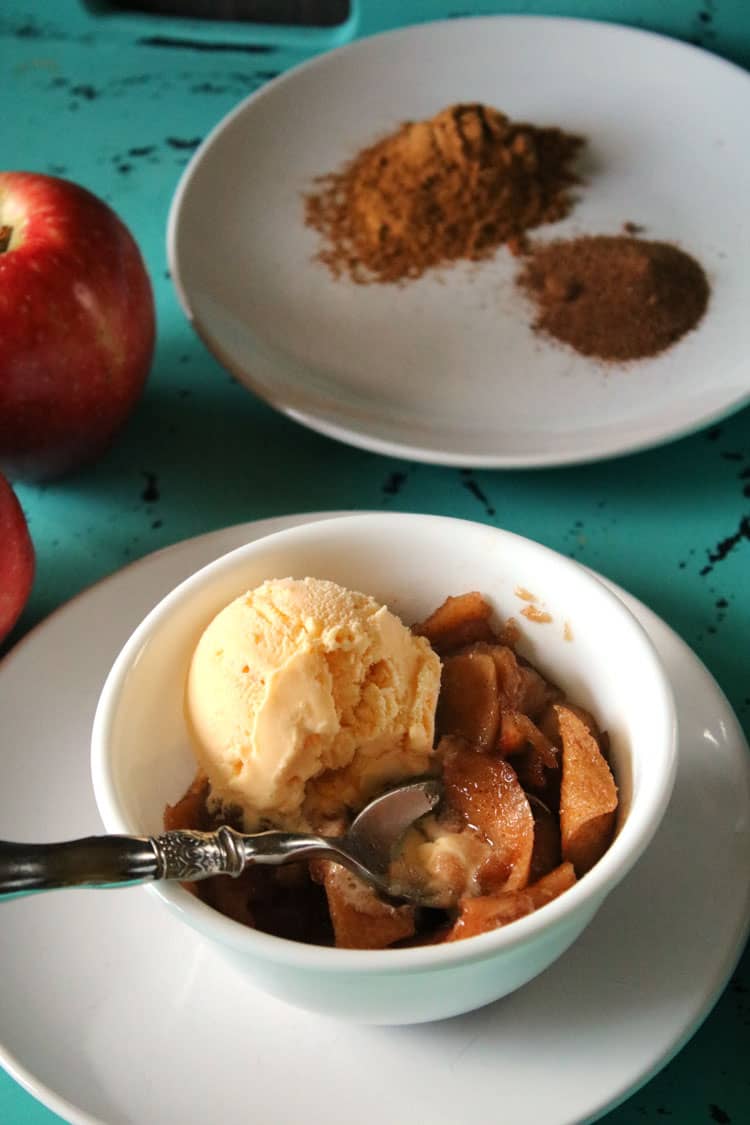 Crustless Apple Pie dessert with ice cream