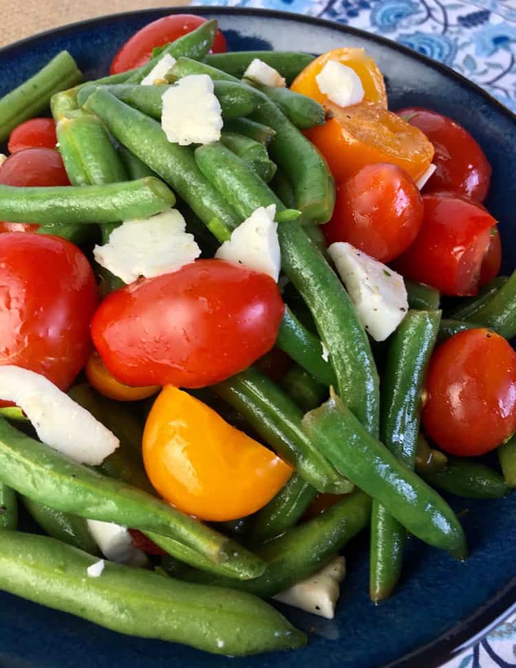 Easy Green Bean and Tomato salad with feta cheese