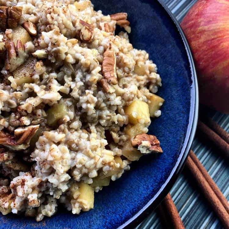 easy overnight oatmeal with apples and nuts