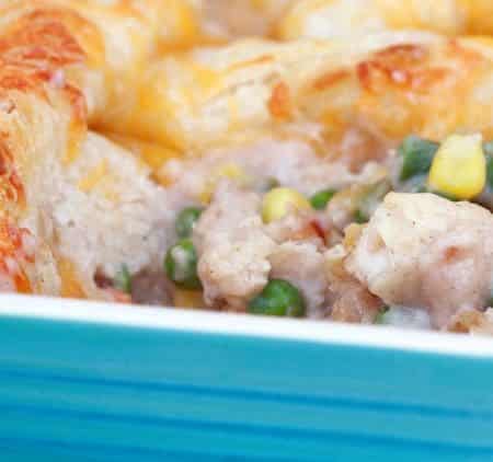 Enjoy Weight Watchers Chicken Pot Pie while watching your weight. Chicken pot pie doesn't have to mean high calories.