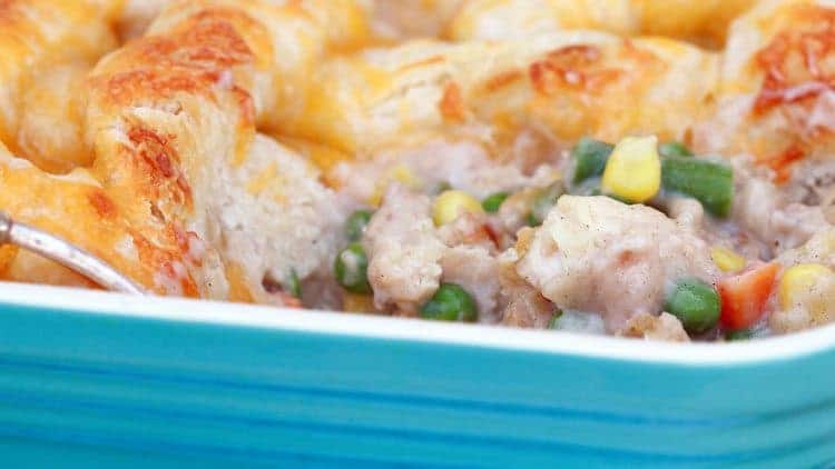 Enjoy Weight Watchers Chicken Pot Pie while watching your weight. Chicken pot pie doesn't have to mean high calories.