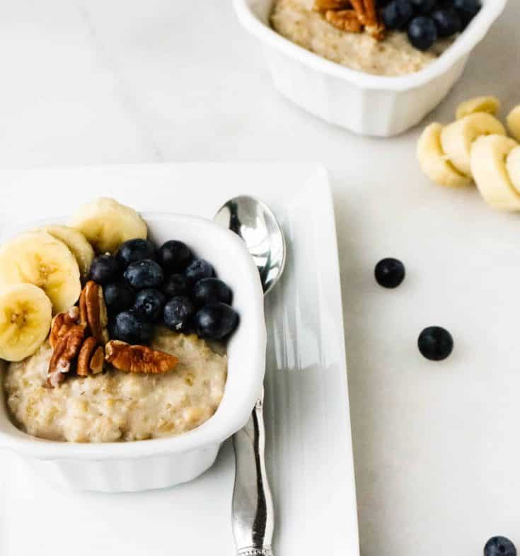 Instant Pot Steel Cut Oatmeal with Blueberries, Bananas and Pecans
