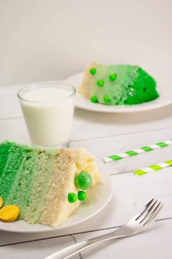 Steamed Layer Cake (Pandan & Mung Bean Flavor) - C.HerCreations