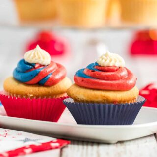 red white and blue cupcakes