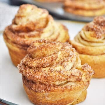 Cinnamon Sugar Cruffins