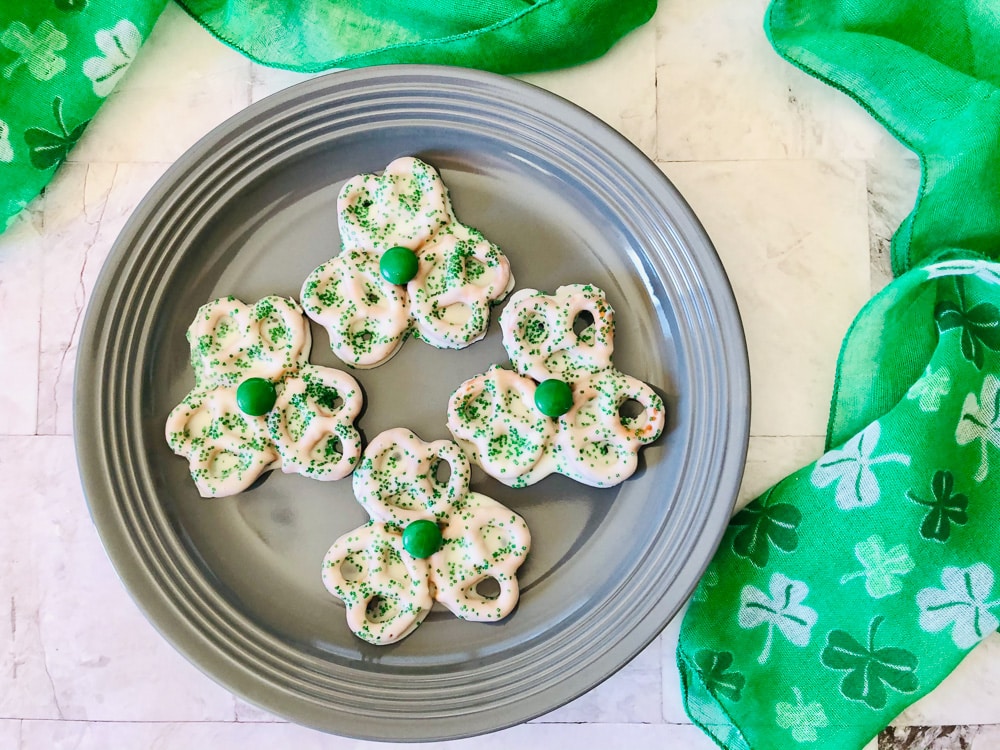 st patricks day pretzel flowers site pinterest com