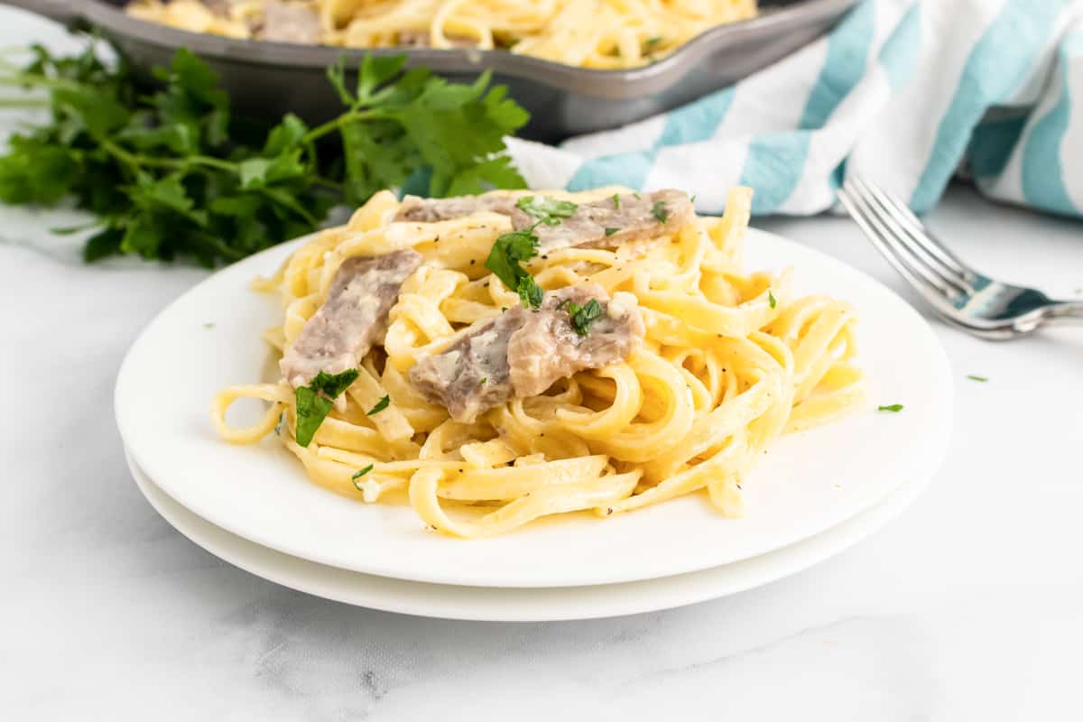 plate of easy steak alfredo