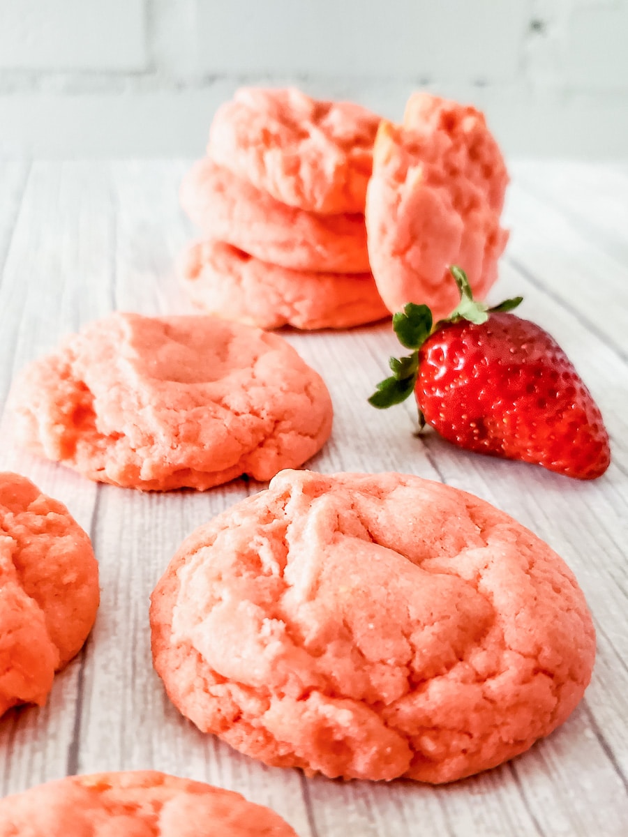 strawberry cake mix cookies