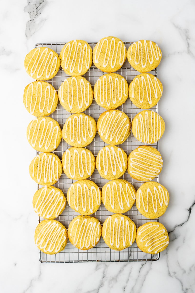 lemon poppy cookies