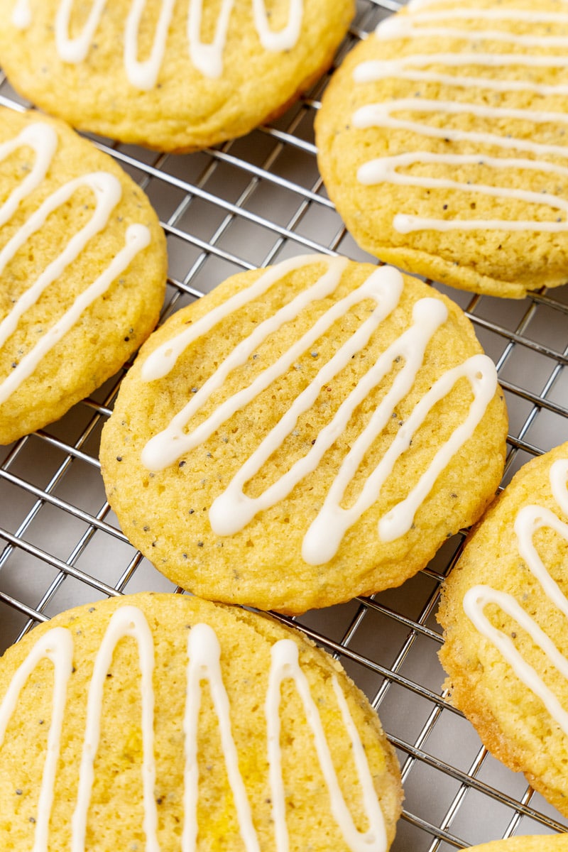 lemon poppy cookies