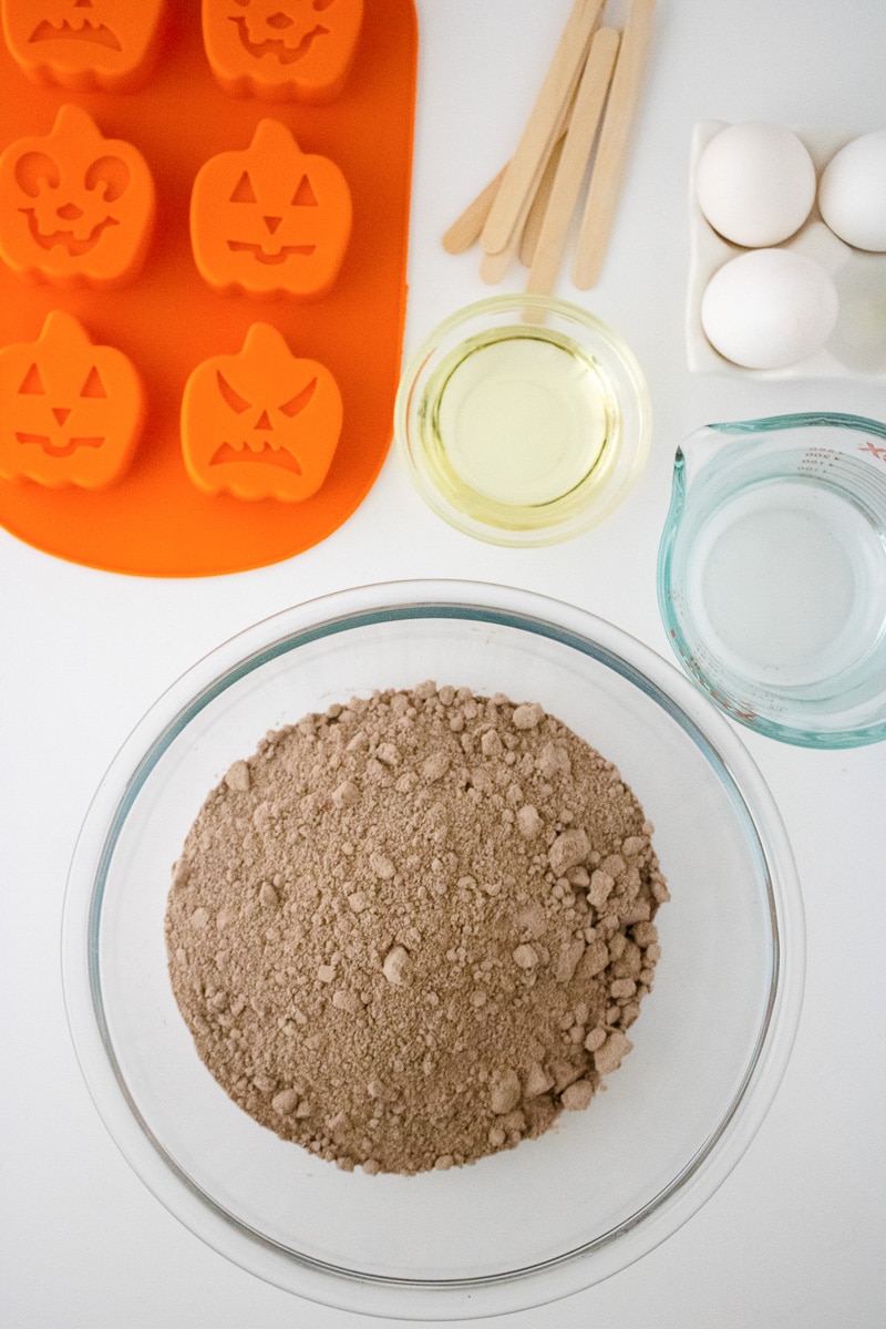 halloween cake pops