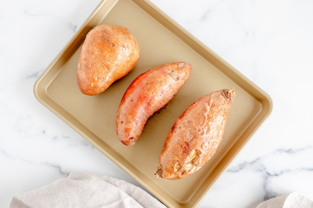 sloppy joe stuffed sweet potatoes